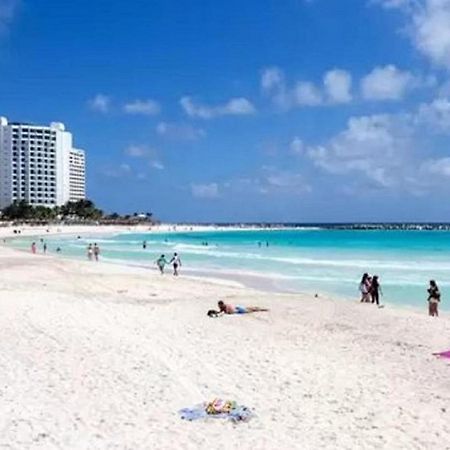 Ferienwohnung Cozy Ocean Front Penthouse At Marlin Beach Cancún Exterior foto