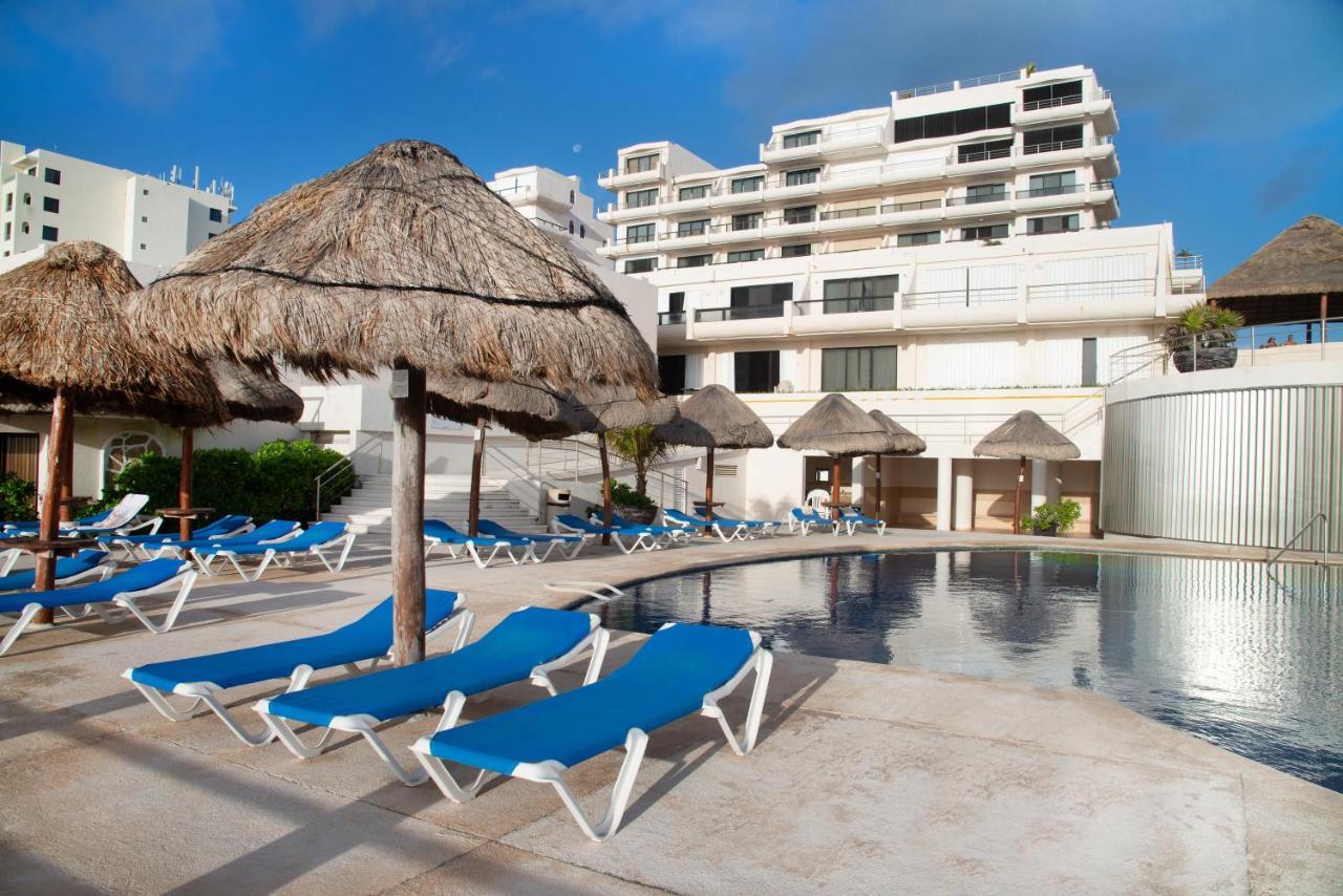 Ferienwohnung Cozy Ocean Front Penthouse At Marlin Beach Cancún Exterior foto